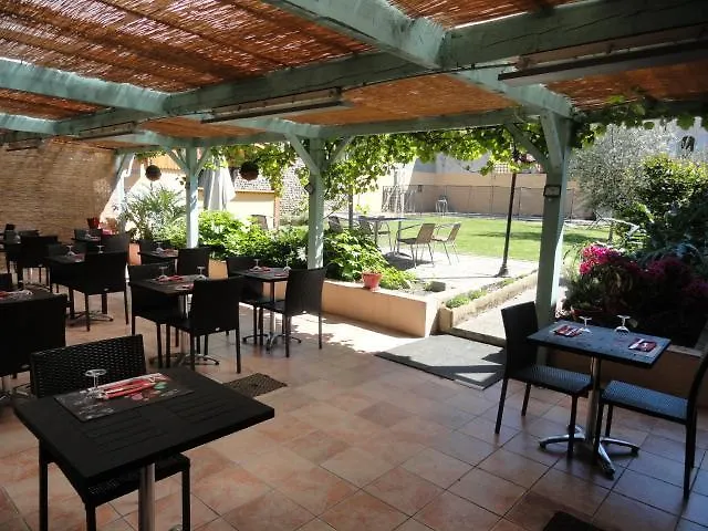 Hotel De France Maubourguet 2*,